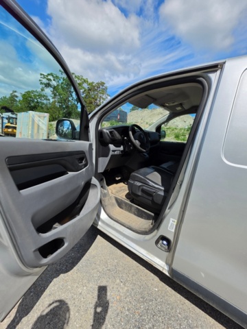1320371-10 Citroën Jumpy Van 2.0 BlueHDi 180 EAT, 177hp, 2016