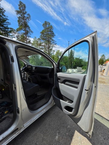 1320371-19 Citroën Jumpy Van 2.0 BlueHDi 180 EAT, 177hp, 2016