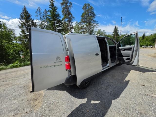 1320371-21 Citroën Jumpy Van 2.0 BlueHDi 180 EAT, 177hp, 2016