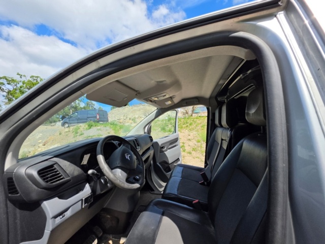1320371-26 Citroën Jumpy Van 2.0 BlueHDi 180 EAT, 177hp, 2016