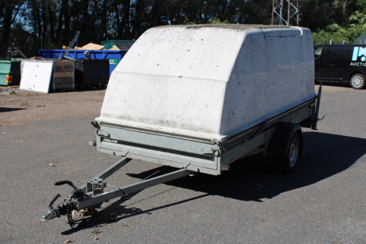 1531944-8 Släpvagn Brenderup med kåpa 750 kg 2018
