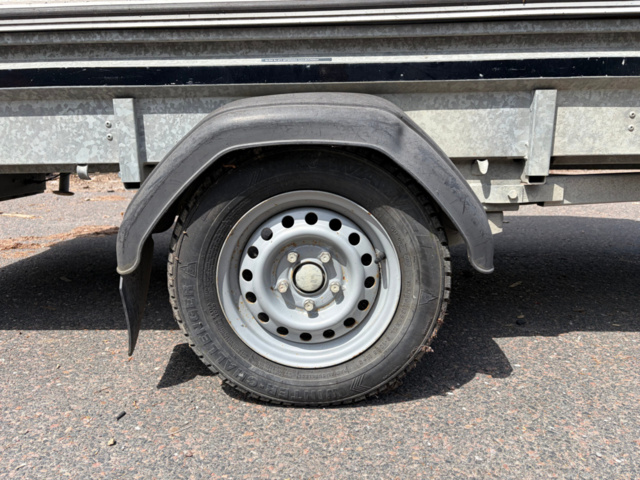 1531949-11 Släpvagn Brenderup med kåpa 750 kg 2018