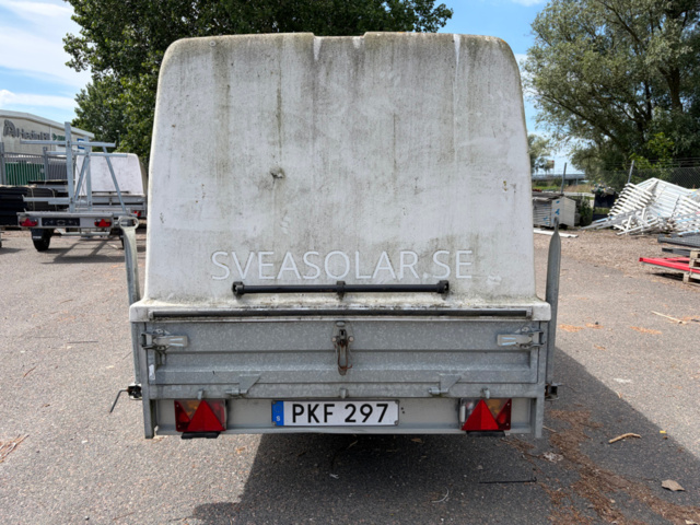 1531950-8 Släpvagn Brenderup med kåpa 1000 kg 2017