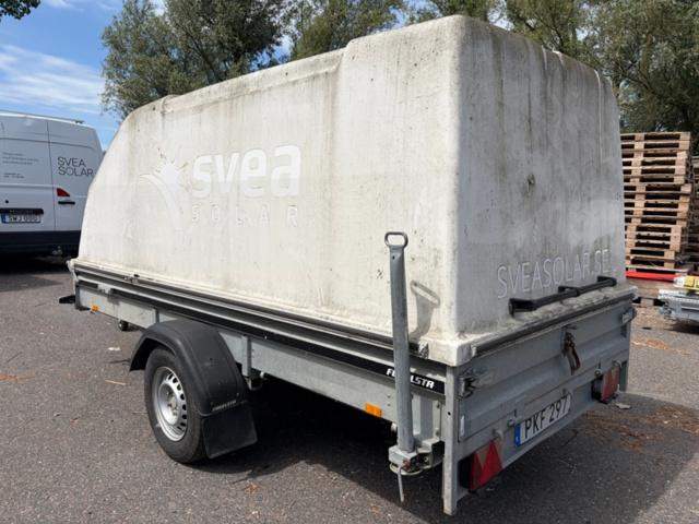 1531950-9 Släpvagn Brenderup med kåpa 1000 kg 2017