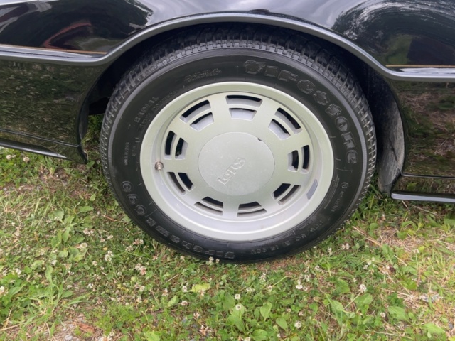 1421929-31 Lotus Excel 2.2 Manuell, 162hk, 1987