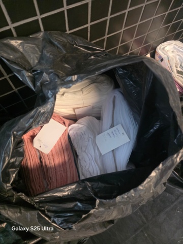1547333-20 Lot of fabric rolls, 132 pieces - Various patterns and fabrics