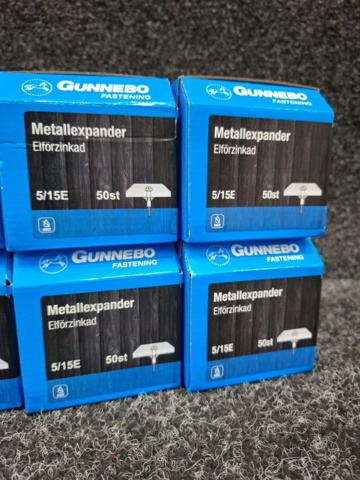 1546664-4 350 st Metallexpander 4/14E & 5/15E, Gunnebo