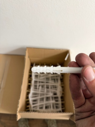 1545181-7 Insulating plugs 5500 pcs