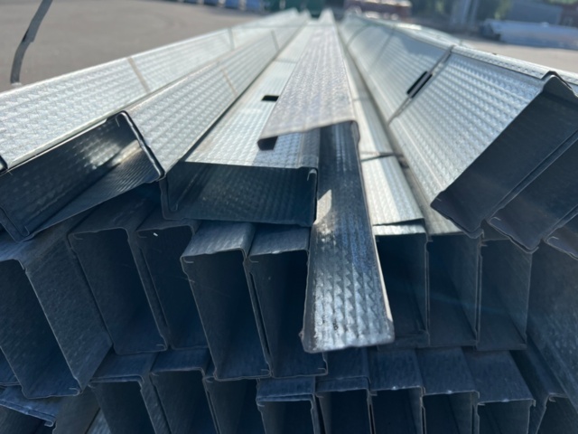 1091283-4 290 st stålreglar 95x40mm