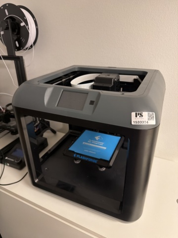 1533334-2 Samling med 3D-skrivare och elektronik (Reservdelsmaskiner)