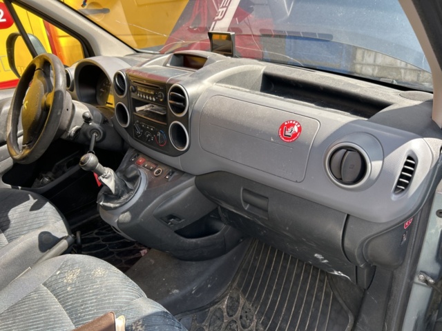 1534491-19 Peugeot Partner Van Utökad Last 1.6 HDi Manuell, 90hk, 2009 (Reparationsobjekt)