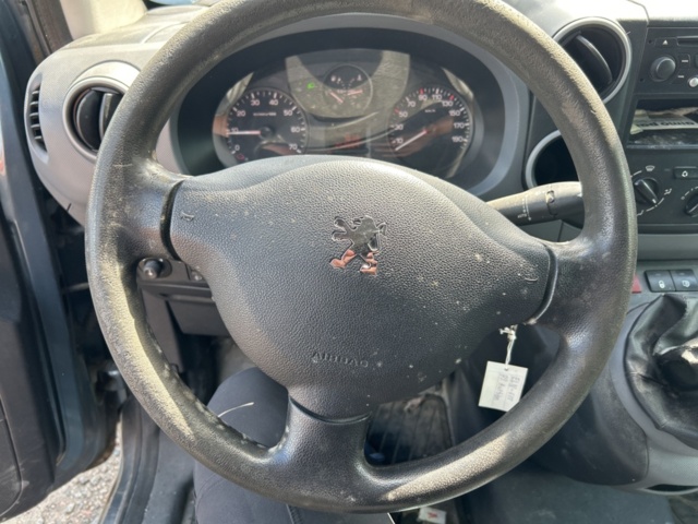 1534491-11 Peugeot Partner Van Utökad Last 1.6 HDi Manuell, 90hk, 2009 (Reparationsobjekt)