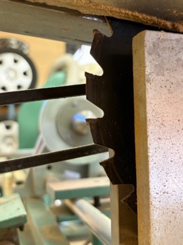 1464189-6 Lathe with cutter - Gryphon