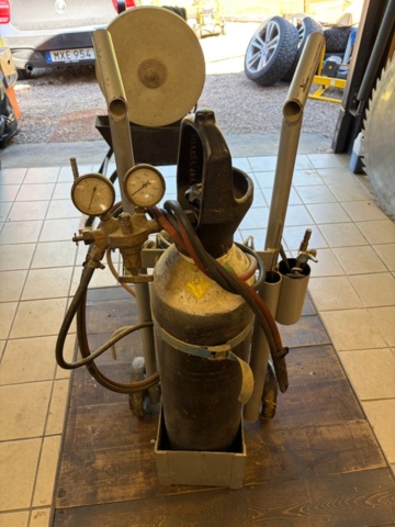 1464191-3 Gas welding equipment