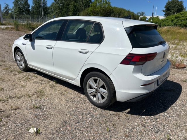 1368095-3 Volkswagen Golf 1.5 eTSI ACT OPF DSG Sekventiell, 150hk, -2020