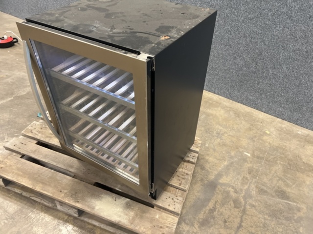 1546365-4 Wine cooler Scandomestic