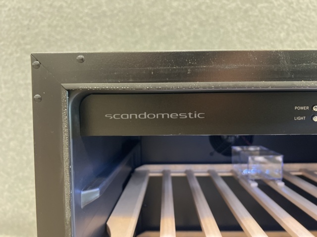 1546365-8 Wine cooler Scandomestic