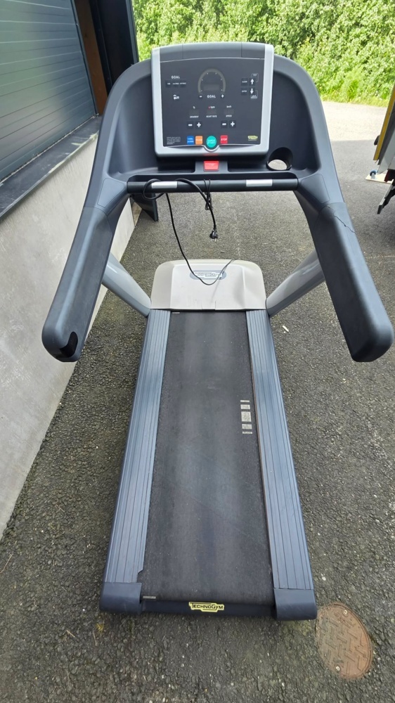 1547657-2 Löpband - Technogym, 3 stycken