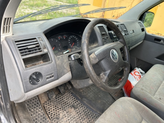 1504319-8 Volkswagen Transporter T30 2.5 TDI 4Motion 10v Manual, 131hp, 2005