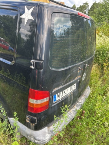 1504319-26 Volkswagen Transporter T30 2.5 TDI 4Motion 10v Manual, 131hp, 2005