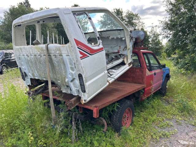 1504321-7 Mitsubishi L200 Club Cab 2.6 4WD Manual, 110hp, 1990
