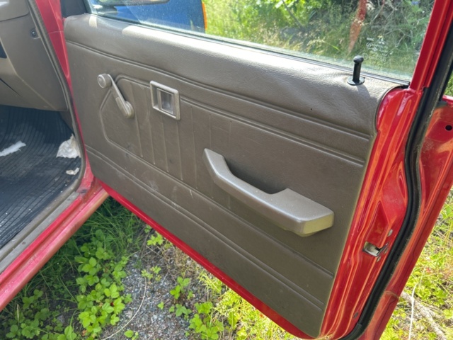 1504321-20 Mitsubishi L200 Club Cab 2.6 4WD Manual, 110hp, 1990