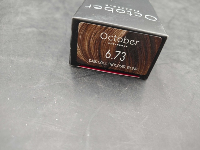 1547809-4 Hårfärg 18 st - October Stockholm, Dark Cool Chocolate Blond, 6.73
