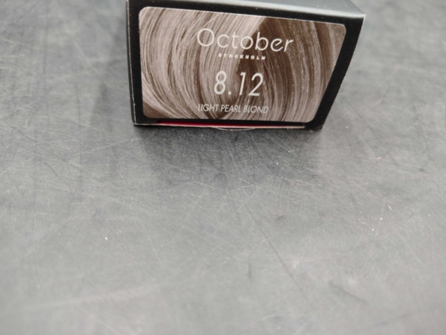 1547934-4 Hårfärg 18 st - October Stockholm, Light Pearl Blond, 8.12