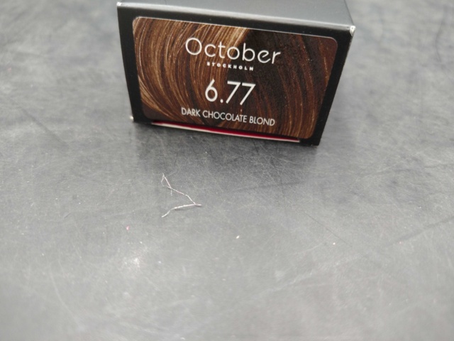 1547960-4 Hårfärg 18 st - October Stockholm, Dark Chocolate Blond, 6.77