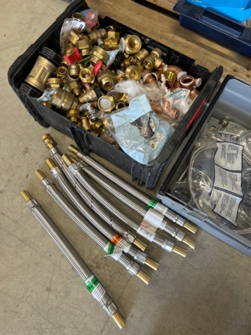1436418-7 Plumbing range with accessories - Raaco
