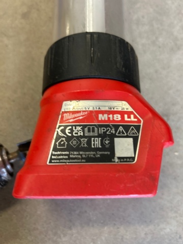1436419-4 Tools and Hole Saws - Milwaukee