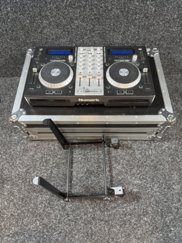 1516039-1 DJ controller with accessories - Numark Mixdeck Express