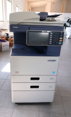 1070489-1 Färgskrivare Toshiba