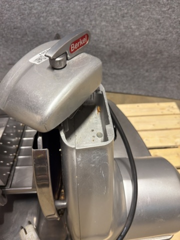1533361-8 Skärmaskin - Berkel 834