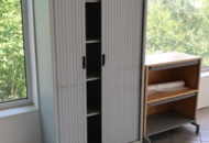 1070497 Shutter cabinet