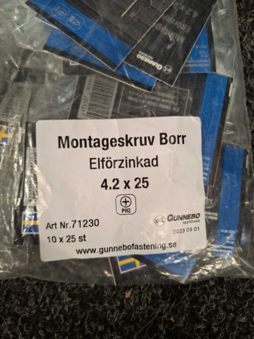 1549272-5 Ca 1300 st Montageskruv Borr 4.2x25 & 4.2x40mm, Gunnebo