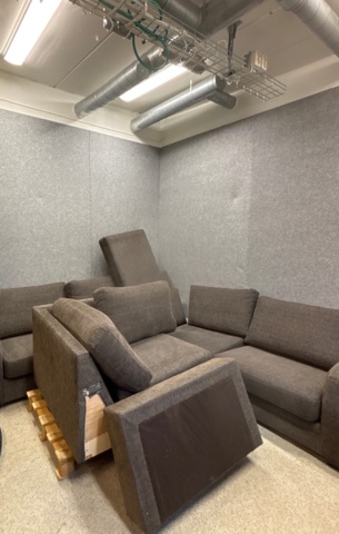 1535533-1 Soffa, hushållsartiklar, köksutrustning, m.m.