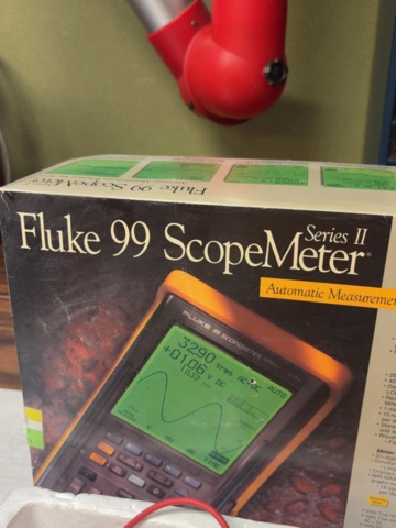 1529880-3 Bärbart digitalt oscilloskop med tillbehör – Fluke 99 ScopeMeter Series II