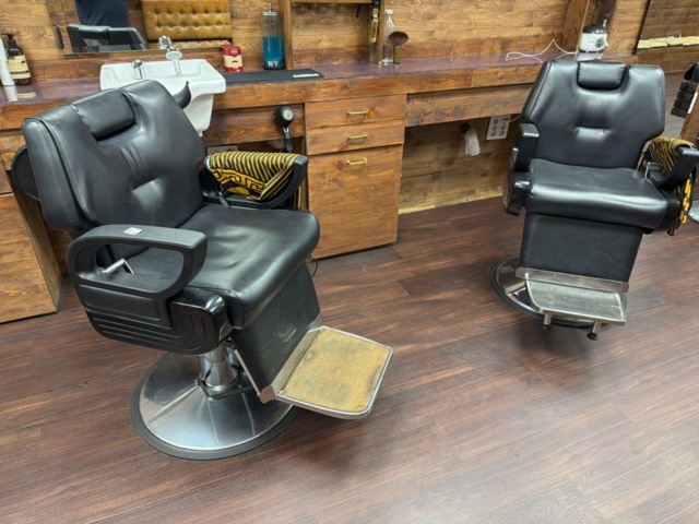 1533365-1 Barberarstolar 2 st