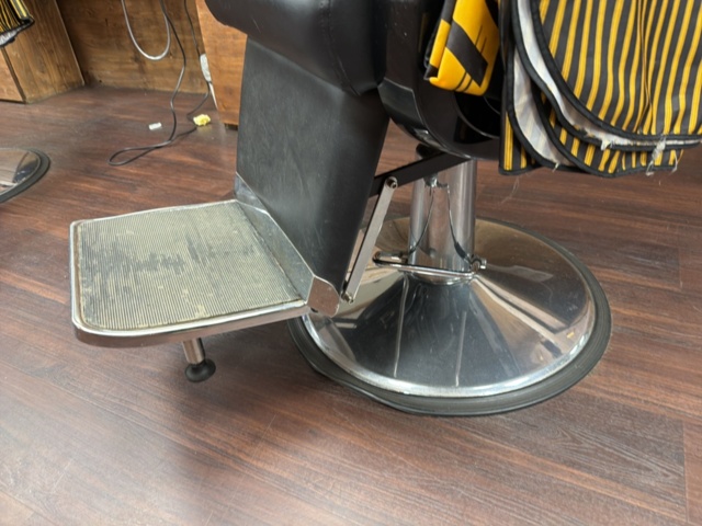 1533365-6 Barberarstolar 2 st