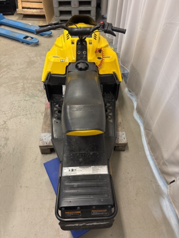 1548765-10 Snöskoter - Ski-Doo MXZ 200 ES