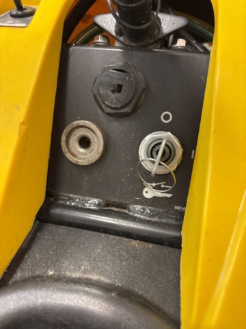1548765-14 Snöskoter - Ski-Doo MXZ 200 ES