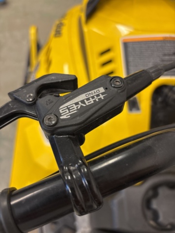 1548765-15 Snöskoter - Ski-Doo MXZ 200 ES