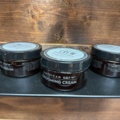 1533368-9 Shelves with hairdressing products