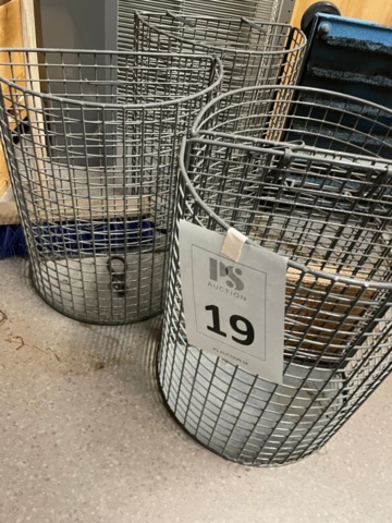 1550119-1 Steel wastebasket