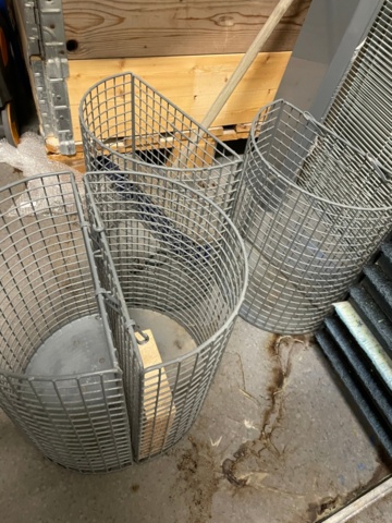 1550119-3 Steel wastebasket