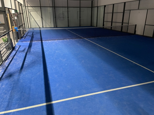 1550123-7 Padelbana i gott skick