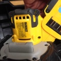 1462158-5 Handhållen bandsåg Dewalt 18V DCS377NT