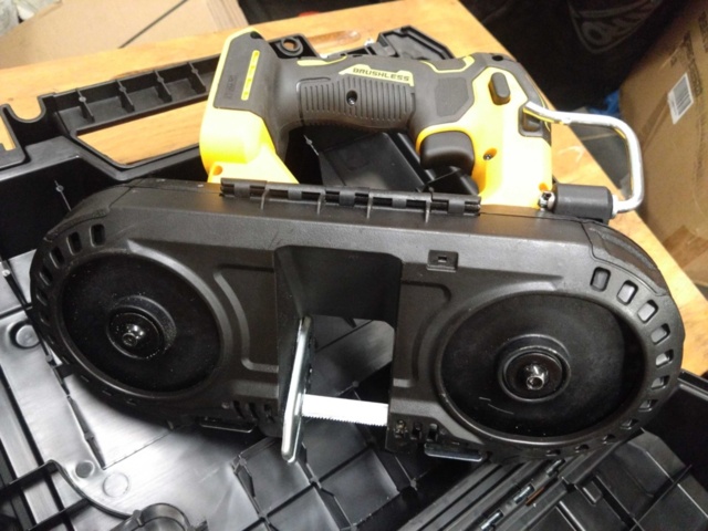 1462158-6 Handhållen bandsåg Dewalt 18V DCS377NT