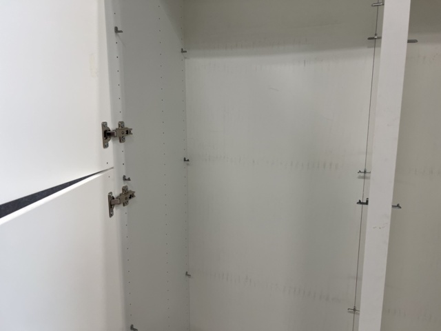 1546402-5 Förvaringsskåp